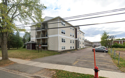 300 McLaughlin Dr, Moncton