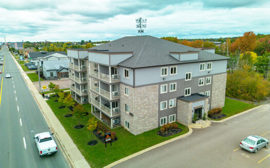 487 Champlain St, Dieppe