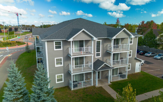 701 Pinewood Rd, Riverview
