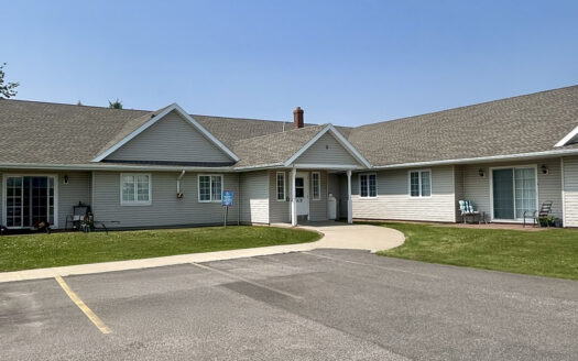 319 Shakespeare Dr, Stratford