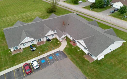323 Shakespeare Dr, Stratford